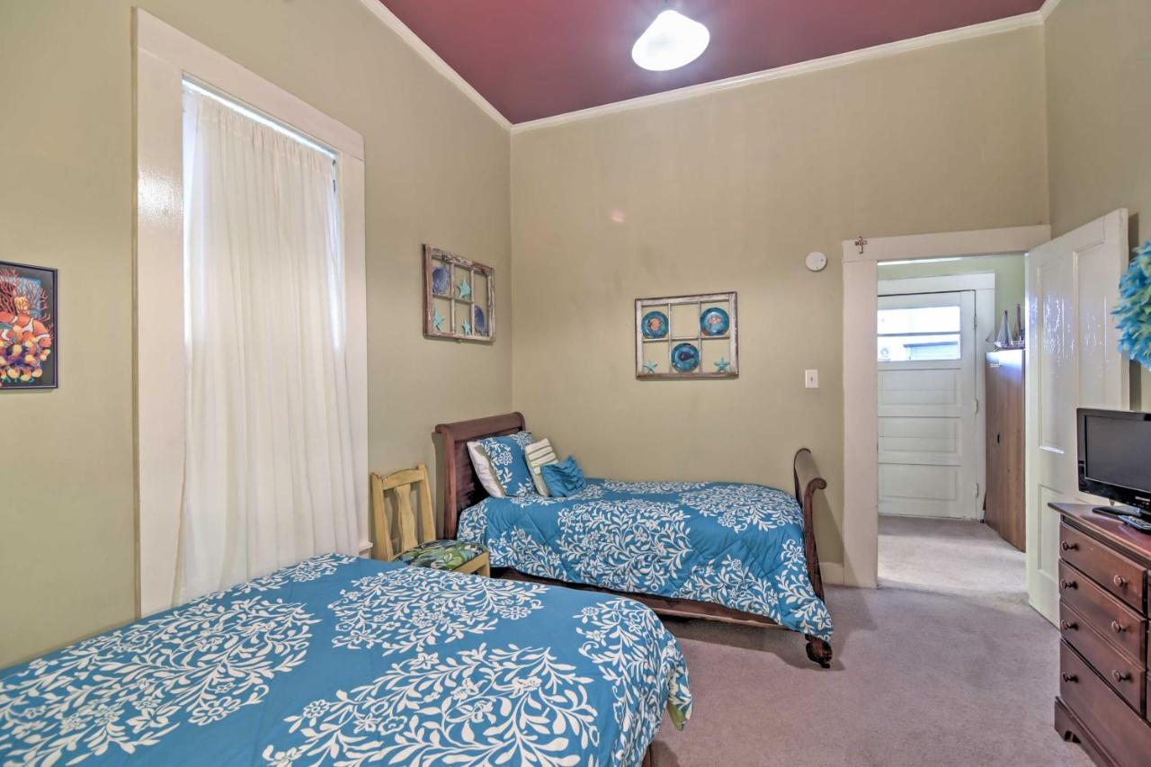 Charming Gulfport Getaway Only 3 Blocks To Beach! Exteriör bild