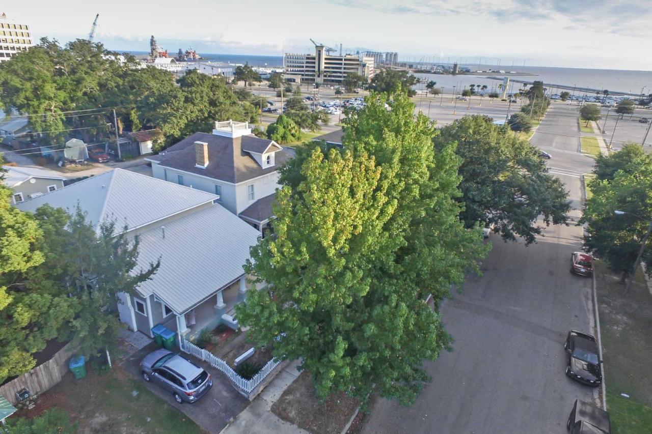 Charming Gulfport Getaway Only 3 Blocks To Beach! Exteriör bild