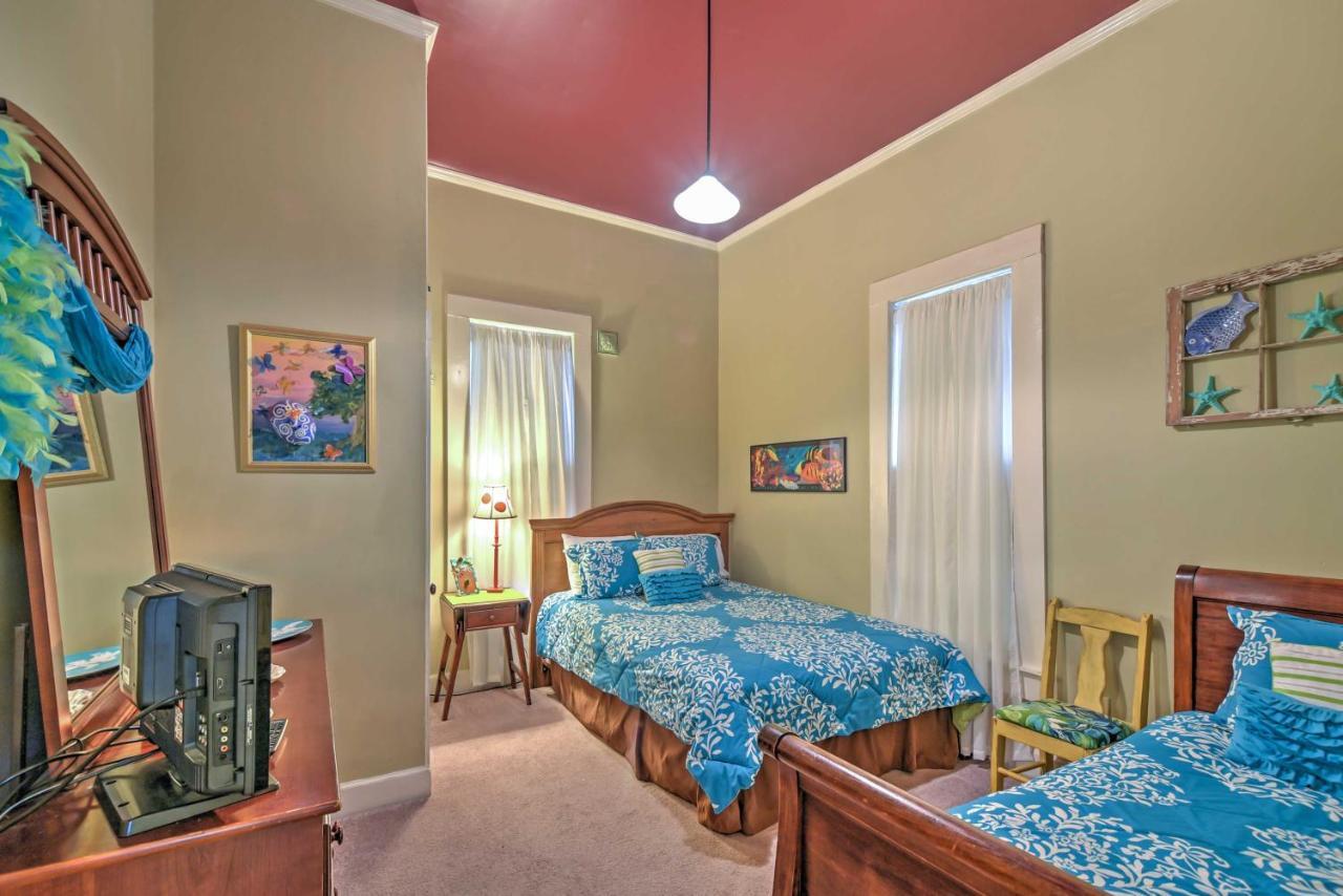 Charming Gulfport Getaway Only 3 Blocks To Beach! Exteriör bild